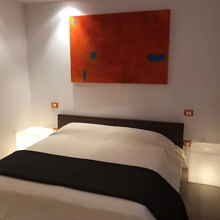 招待所 罗密欧设计客房酒店 2*